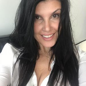 Meet your Posher, Nina